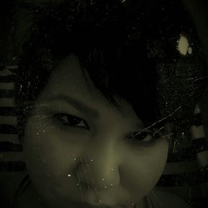 Meet your Posher, Sarah syd